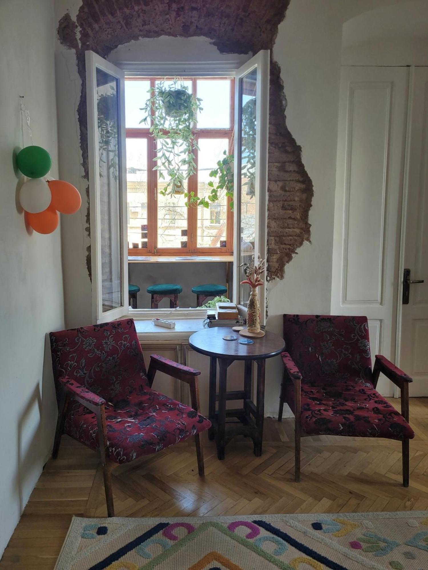 Friends Hostel Tbilissi Extérieur photo
